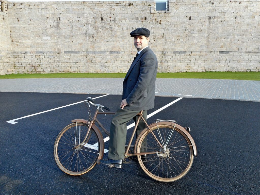 Barthélémy réapprend à faire du vélo !
