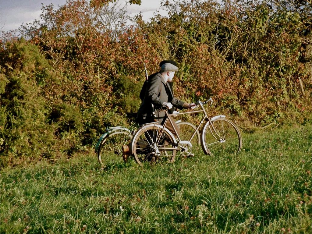 … tandis que les pilotes font du vélo !
