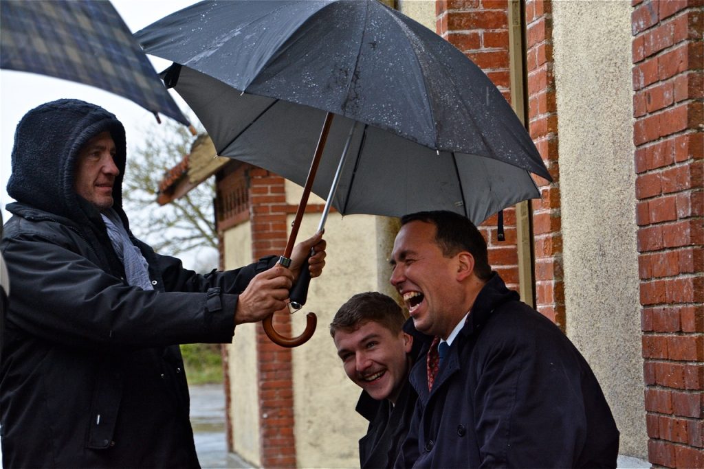 Rions sous la pluie !