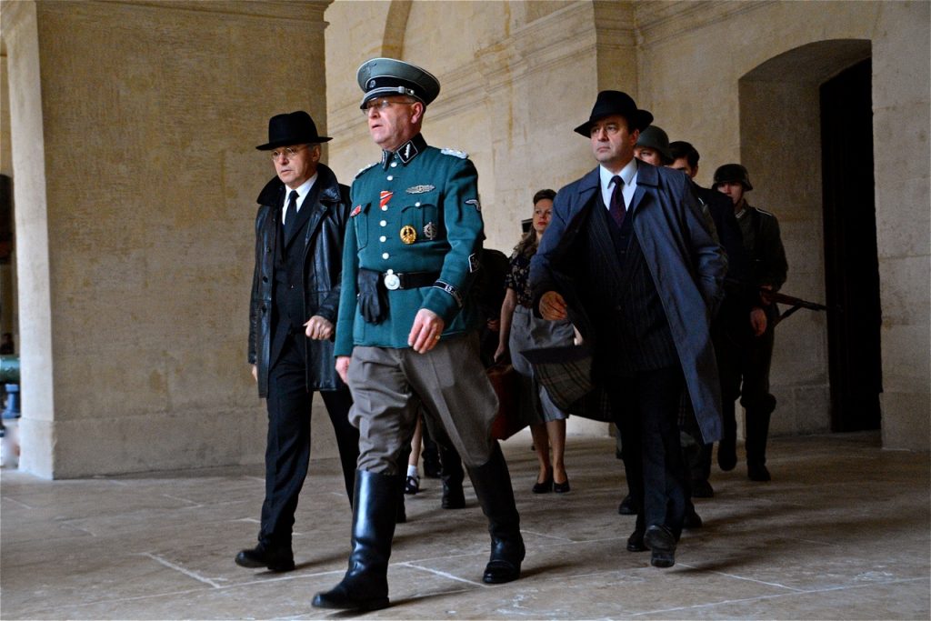 Première prise dans les couloirs.