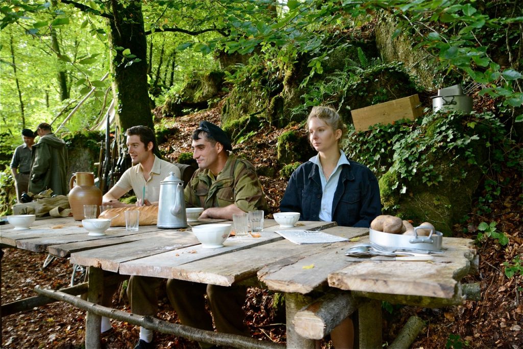 … la table des maquisards a été scrupuleusement reproduite à l'identique d'après les photos d'époque.